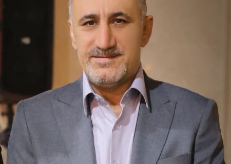 سازهای رنگارنگ در صفوف رسیدن به صندلی های مدیریتی
