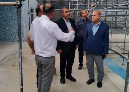 بازدید بخشدار بندر امام خمینی از پروژه تعمیرات و بازسازی مجتمع فرهنگی ورزشی شهید حق گو