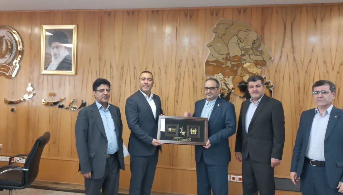 تقدیر بانک سپه از شرکت فولاد اکسین خوزستان؛ تأکید بر تخصیص اعتبارات کلان برای پروژههای توسعهای فولاد اکسین خوزستان