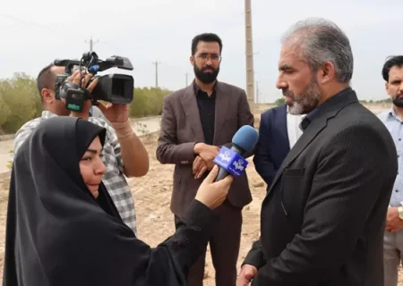 کاشت نهال در اجرای پویش «نهال امید» در شیرین شهر
