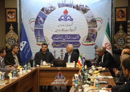 تقدیر رئیس حراست شرکت ملی نفت از عملکرد شرکت نفت و گاز اروندان برای تداوم تولید در زمان جنگ