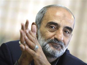 واکنش شریعتمداری به خبر توقیف کیهان