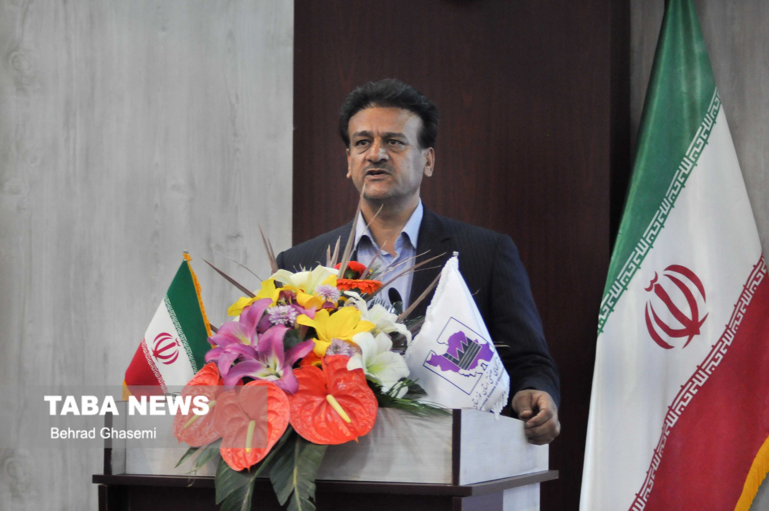رفع مشکلات فعالان بخش تولید، زمینه ساز گردش سرمایه می شود