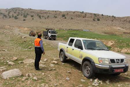 جاده ارتباطی ۱۲ روستای بخش چلو شهرستان اندیکا بهسازی شد