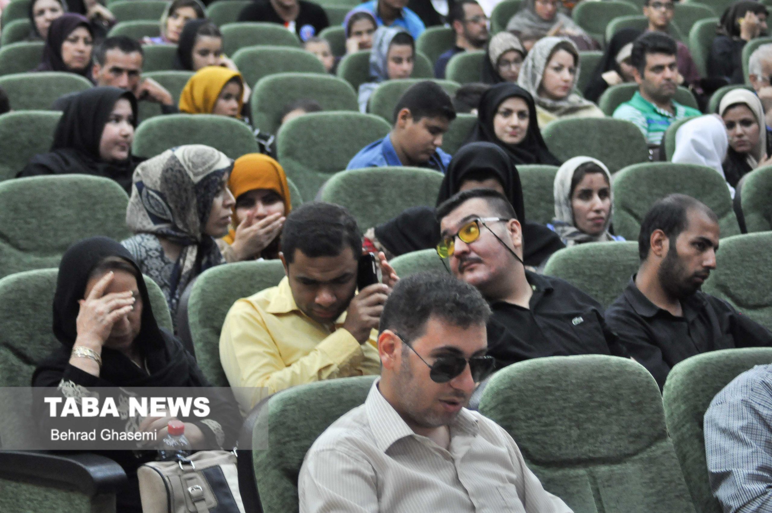 همایش بررسی مشکلات و توانمندی های نابینایان و کم بینایان برگزار شد