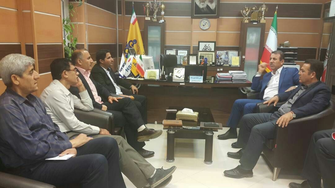 دیدار مدیر آموزش و پرورش شهرستان امیدیه با مدیرعامل شرکت پالایش گاز بید بلند