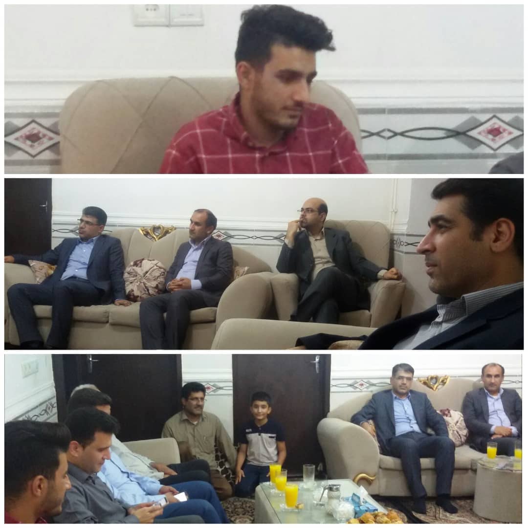 فرماندار بندر ماهشهر با هیات همراه از خبرنگار این شهرستان عیادت نمودند