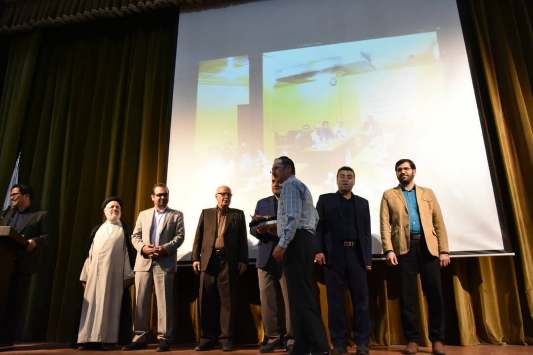 رسانه های آزاد نورافکن، زوایای پنهان معضلات جامعه