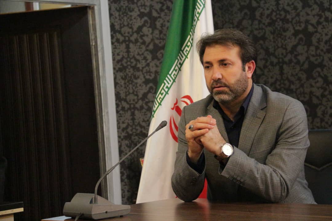 نقدی بر اشتهای عجیب این روزهای مردم برای خرید/ دکترعلی دژمان