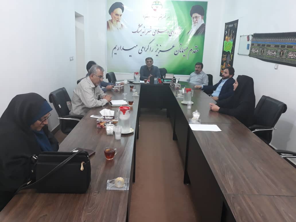 رئیس شورای شهر اندیمشک برای خبرنگاران تیتر تعیین کرد