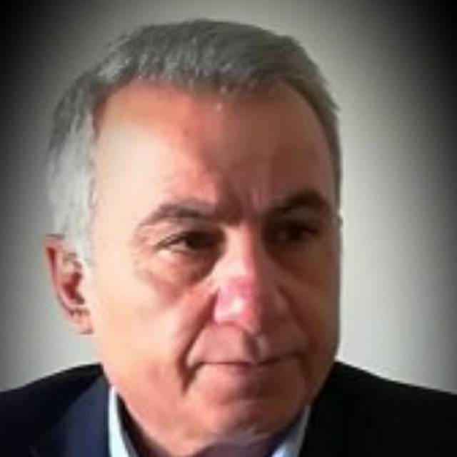 درباره ی برنامه هفت ونقدسینما از شبکه ۳ و ۵ تلویزیون/ عبدالحسین حاج سردار