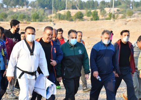 همایش کوهپیمایی خانوادگی در اندیمشک برگزار شد