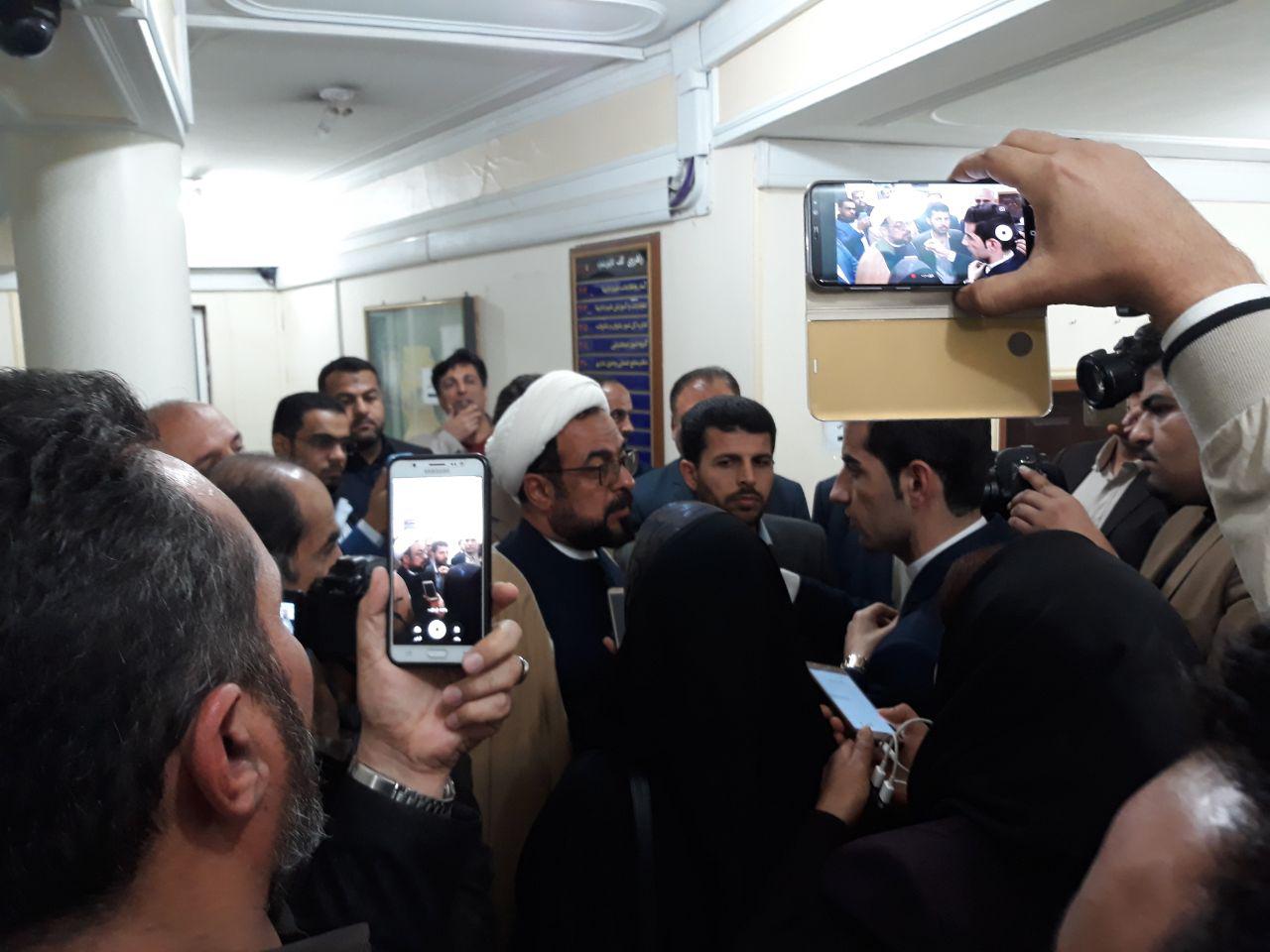 نمایندگان خوزستان در اعتراض به سیاست های انتقال آب جلسه شورای عالی اداری را ترک کردند