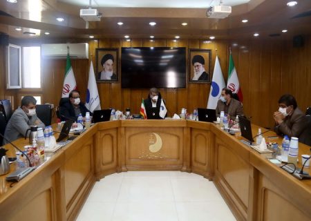 نشست مسئولان شرکت فولاد خوزستان با سرمایه گذاران حوزه فولاد و برق رامهرمز
