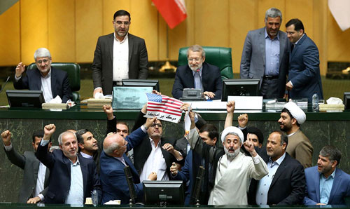 بررسی پشت پرده آتش زدن «برجام» در مجلس