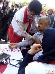 امدادرسانی به ۳۰۰ نفر از شرکت کنندگان در مراسم تشییع سردار در اهواز