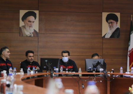برگزاری جلسه مشترک مدیران بانک ملی ایران و مدیر عامل گروه ملی صنعتی فولاد ایران با مدیر عامل فولاد اکسین خوزستان