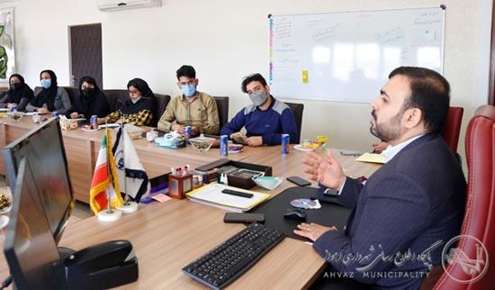 رفع مشکلات شهر با تقویت فرهنگ و آموزش امکان پذیر است