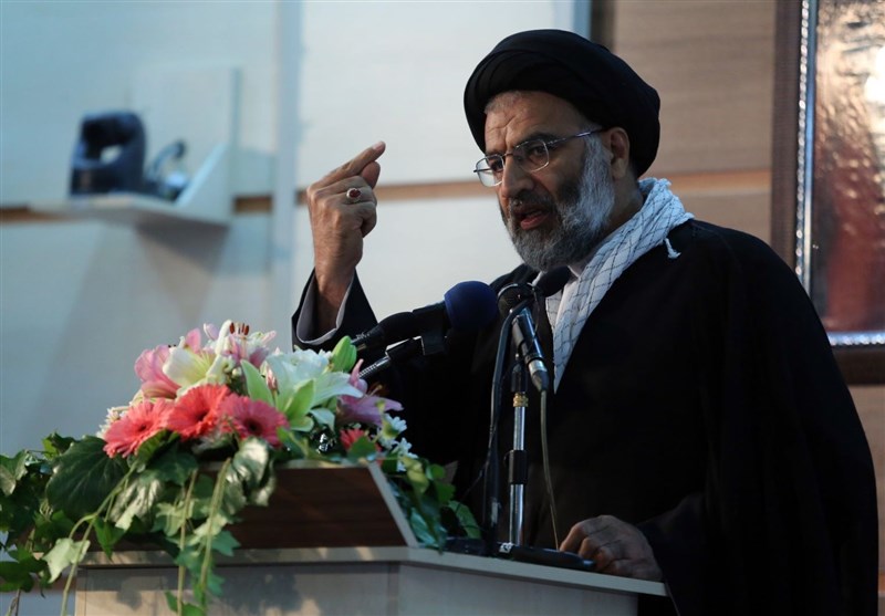 تقطیع سخنان امام‌جمعه اهواز حاشیه ساز شد