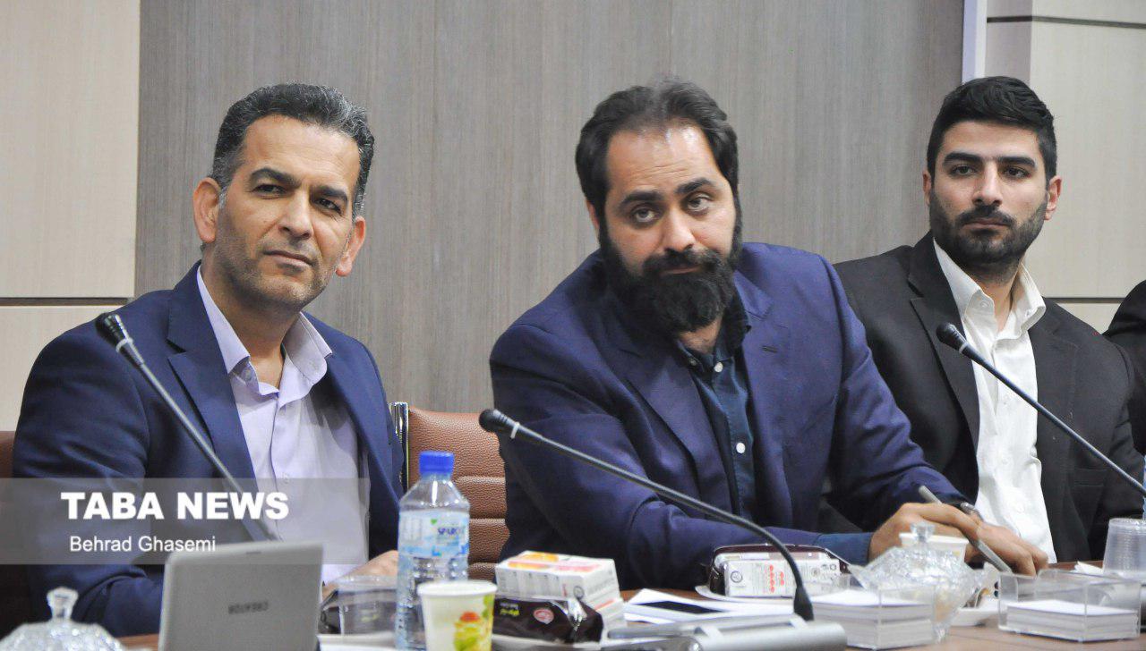 شبکه بهداشت مرتبا در حال نمونه گیری و کنترل آب است