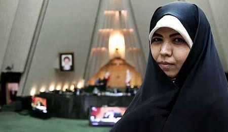 حمله روزنامه دولت به یک نماینده: او توهم دارد!