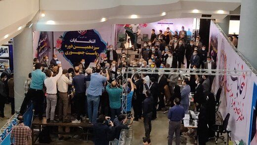 ممنوعیت توقف غیرمجاز خودرو‌ها مقابل ستاد‌های انتخاباتی