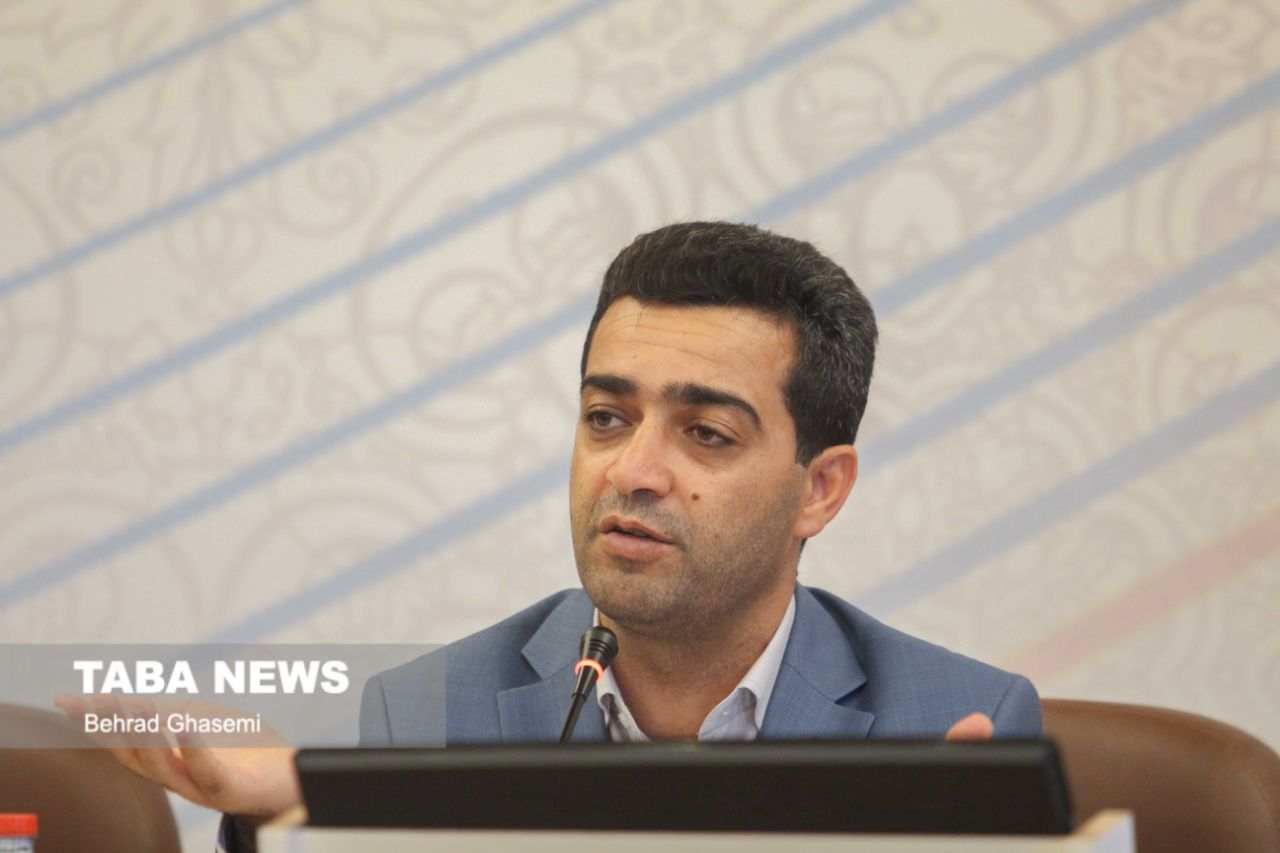 تاکید بر استفاده از ابزارهای نوین ارتباطی توسط دستگاهها و ادارات دولتی