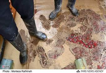 امدادرسانی به بیش از ۴۰ خانوار آسیب دیده از باران در شوشتر