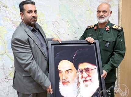 دیدار مدیر کل ارتباطات و امور بین الملل شهرداری اهواز با سردار خادم سید الشهدا