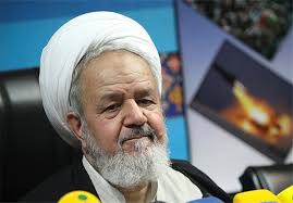 مردم همچنان‌که در حدوث انقلاب نقش دارند در بقای آن نیز نقش دارند