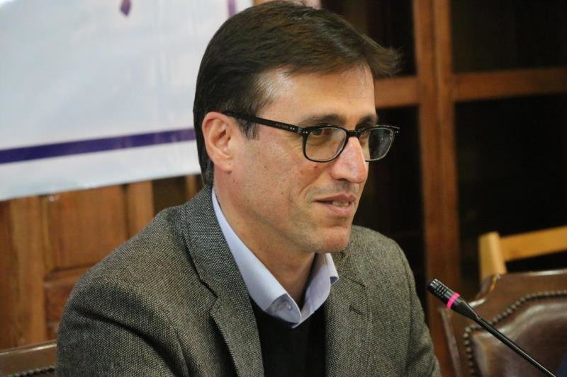 می توان از طریق ارتباط نیروی کار ماهر و شرکت نفت در خوزستان اشتغالزایی کرد