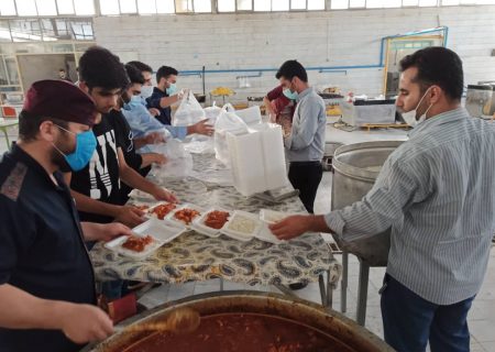 ۴۰۰۰ غذای گرم در اندیمشک طبخ و توزیع شد