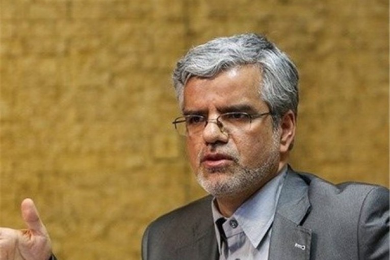ادعای صادقی درباره رشوه گرفتن برخی نمایندگان