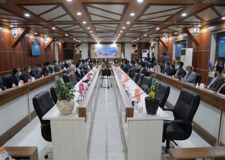 تمرکز بر رفع موانع تولید و ارتقاء هم‌افزایی سازمانی