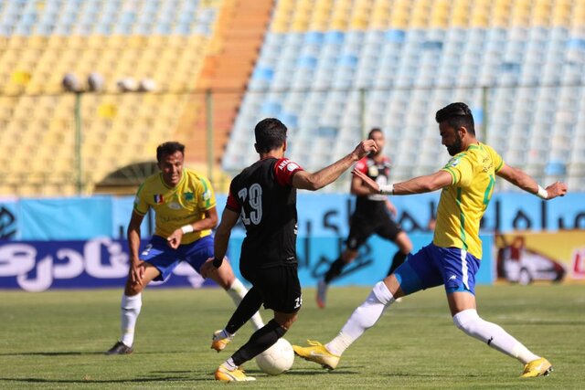 تساوی بدون گل پرسپولیس مقابل نفت آبادان