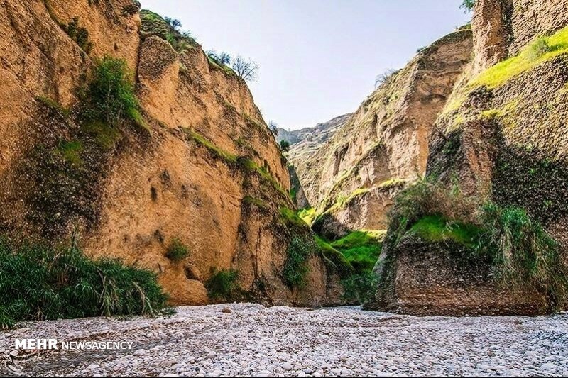 از شکوه همنشینی رود و صخره در «چال کندی» تا فرار از گرما در «کت»