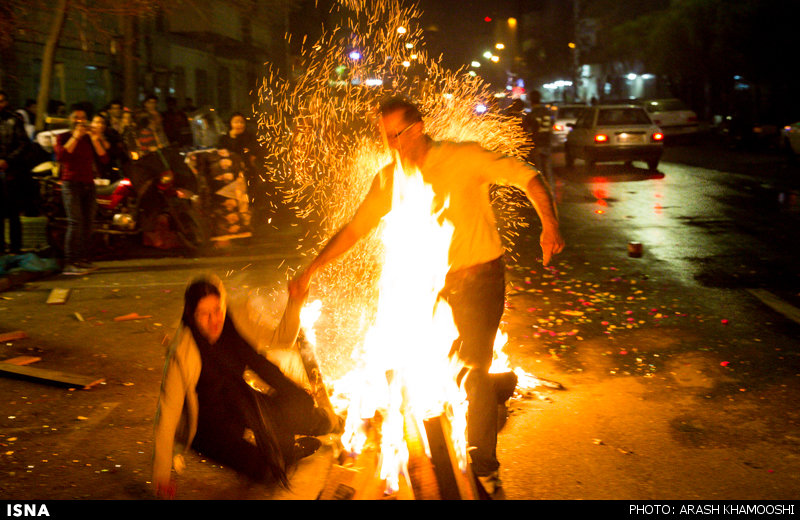 برخورد پلیس با متخلفان شب چهارشنبه آخر سال