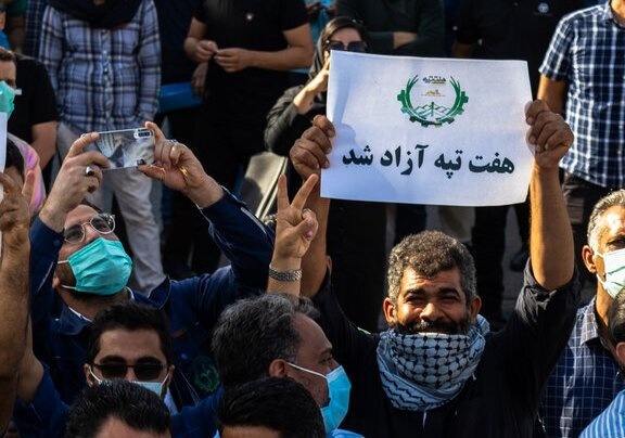 کارگران هفت تپه در مزارع بذر امید کاشتند