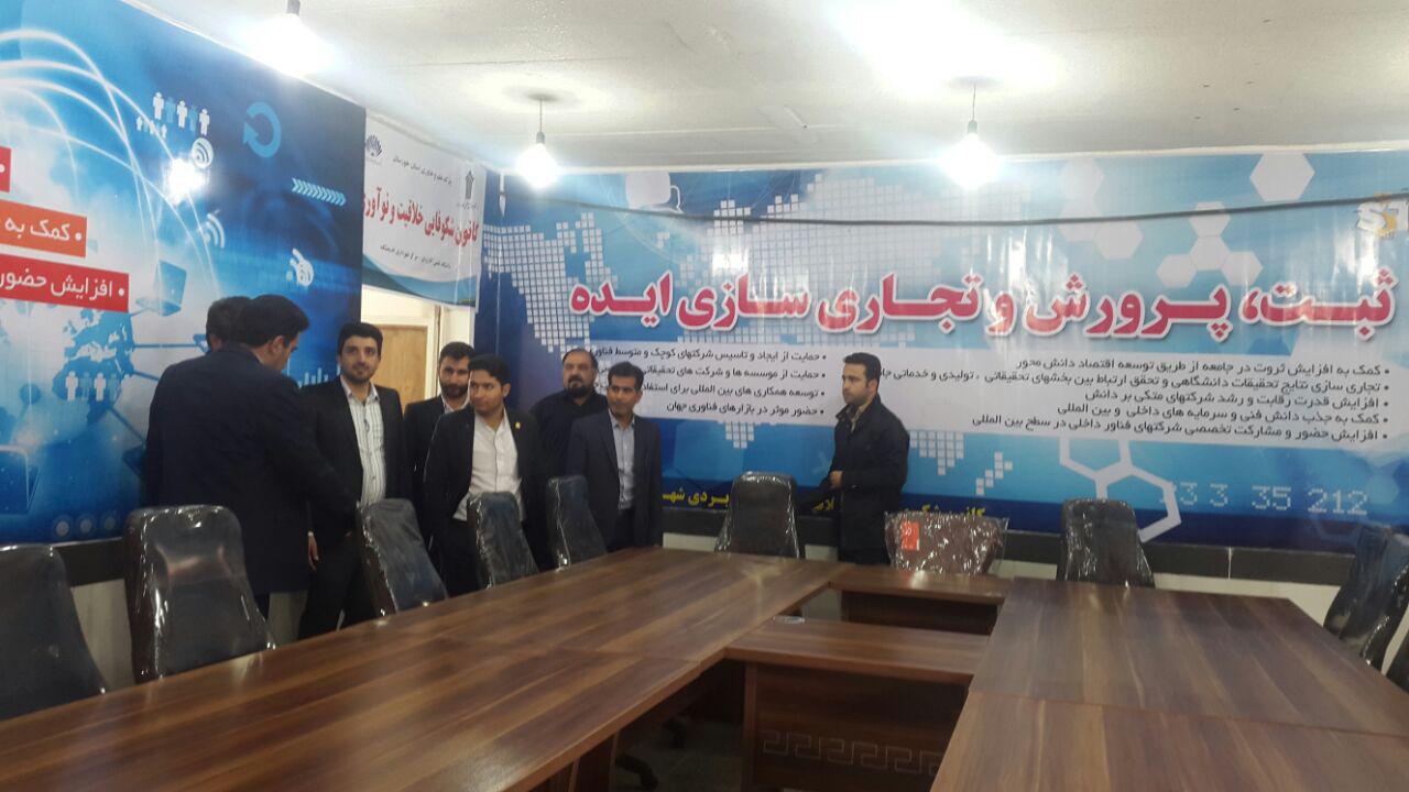 کانون شکوفایی و خلاقیت دانشگاه جامع علمی کاربردی شهرداری اندیمشک افتتاح شد